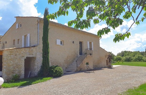 Forcalquier House | CHARMING SPACIOUS COTTAGE IN FARMHOUSE . Pool unavailable from July 4 to Sept 1.