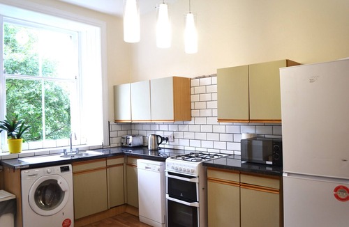 Bruntsfield Apartment | Charming Spacious Central Apartment