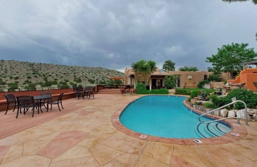 Placitas House | Charming Spanish Guesthouse In Placitas