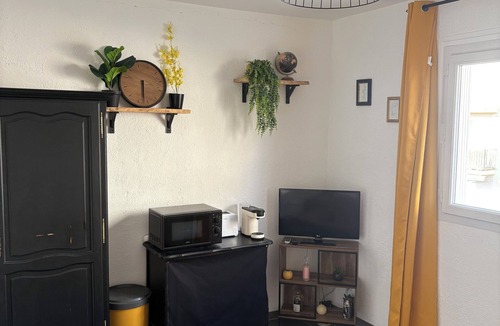 Canet-Plage Apartment | Charming studio near the sea