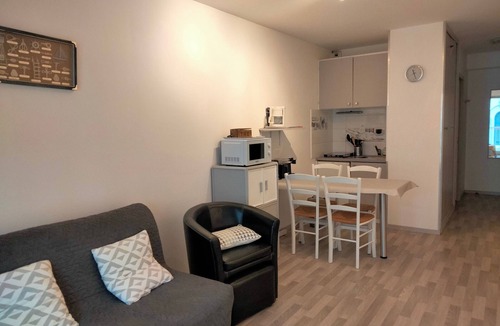 Les Sables d'Olonne Apartment | Charming Studio 100m from Beach & Downtown, Balcony, Bike Storage