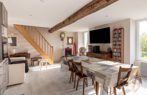 Molesme House | Charming Stay in Molesme