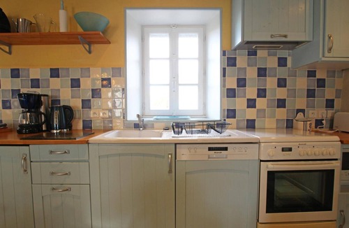 Blainville-sur-Mer Cottage | Charming stone house near the beach with bikes