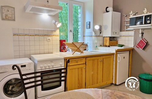 Louverne Cottage | Charming Stone Cottage for 2 with Wood Stove and Wifi