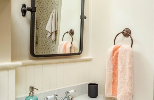 Zilker Cottage | Charming stone cottage, walking distance to nature & shops