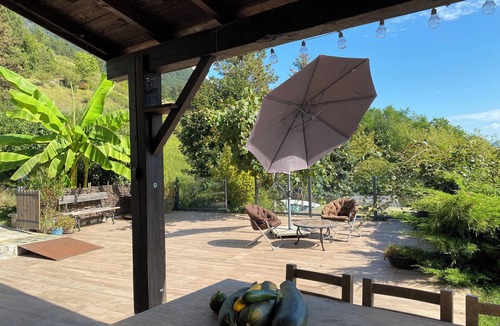 La Terrasse Bed & Breakfast | Charming stone house on a mountainside