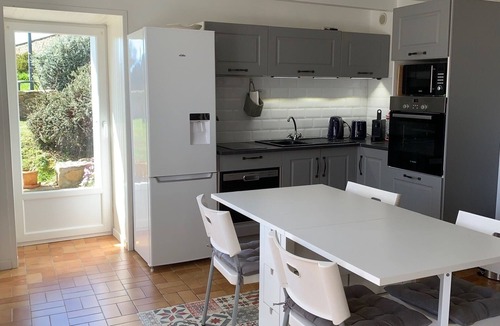 Lanmodez House | Charming stone house