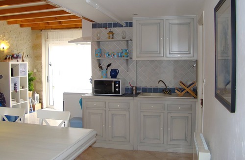 Montrem House | Charming Stone House with Pool Table and Countryside Views – Montrem (Dordogne)
