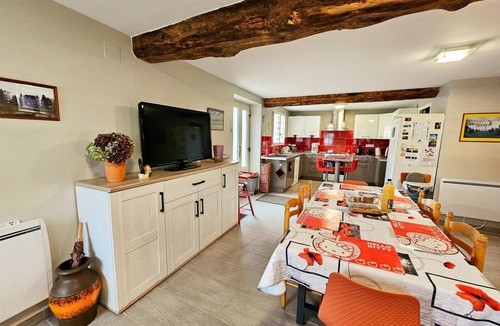 Sazilly Cottage | Charming Stone House with Garden Near Chinon