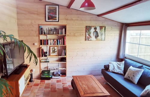 Vertou House | Charming stone house with spa area.