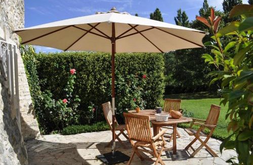 Lussan House | Charming Stone House with Terrace