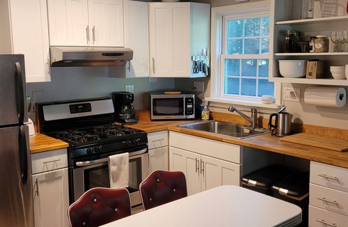 Saugerties Apartment | Charming Streamside Apartment, close To Woodstock, Saugerties, HITS, Hunter Mt
