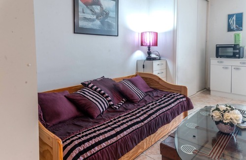 Montignac-Charente Apartment | Charming Studio Apartment with Wi-Fi