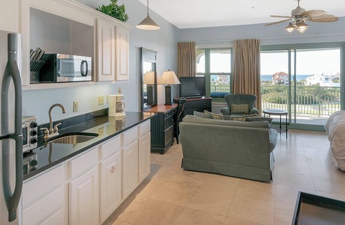 Rosemary Beach Condo | Charming Studio for 2 - Pool Views - Next Door to Alys!