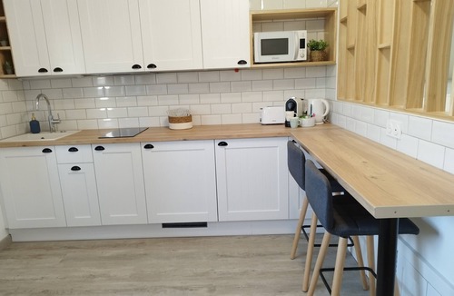 Plantieres Queuleu Apartment | Charming studio 2 steps from the center, private parking space