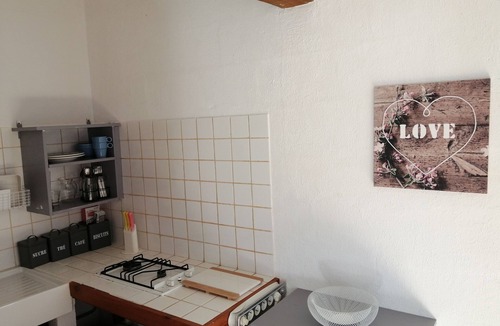 Le Garn Apartment | Charming studio 25 min from vallon pont d'arc