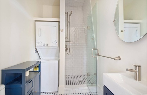 Wayland Apartment | Charming Studio Apartment Near Brown and RISD + Free Off-Street Parking