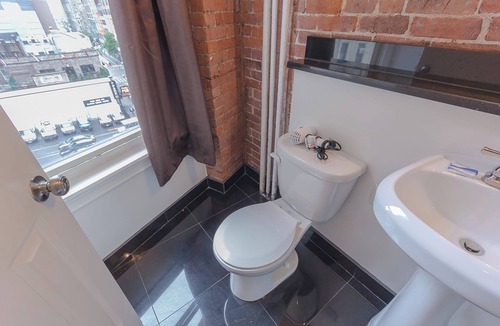 NoMad Apartment | Charming STUDIO apartment with 1 Full Bunk/1 Double beds