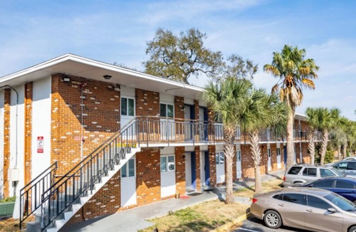 Southwest Orlando Apartment | Charming Studio Apartment with AC and WiFi near Disney Parks