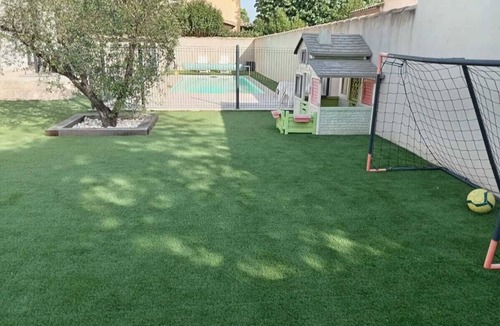 Bouillargues Apartment | Charming studio-cabin in quiet location near Nîmes and beaches