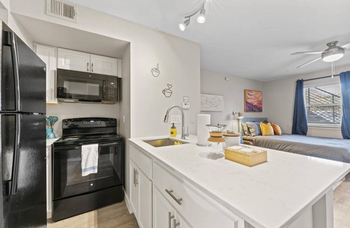 Allandale Apartment | Charming Studio Close to Downtown and Domain