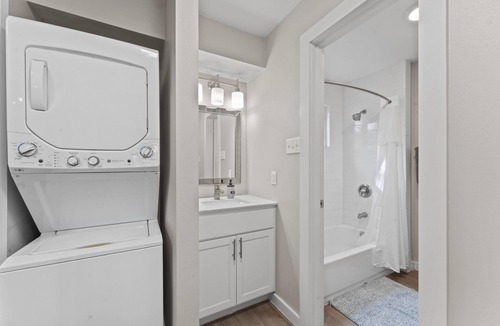 Allandale Apartment | Charming Studio Close to Downtown and Domain