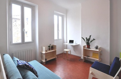 Notre-Dame du Mont Apartment | Charming studio close to the OLD PORT