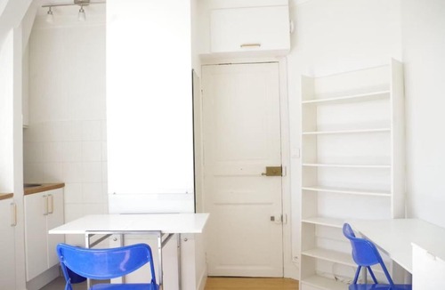 Quartier de l'Ecole-Militaire Apartment | Charming studio close to the Hotel des Invalides