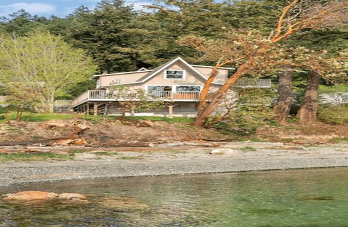 Deer Harbor Apartment | Charming Studio Deluxe Cottage in Deer Harbor