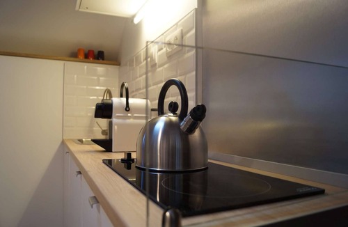 Le Bouillon Apartment | Charming studio, feet in the water