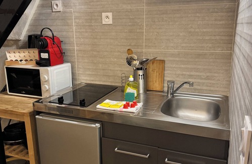 Gorge de Loup Apartment | Charming Studio for 2 Guests – Quai de Saône