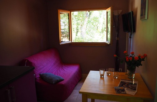 Venasque Cottage | Charming studio for an Escapade in Ventoux