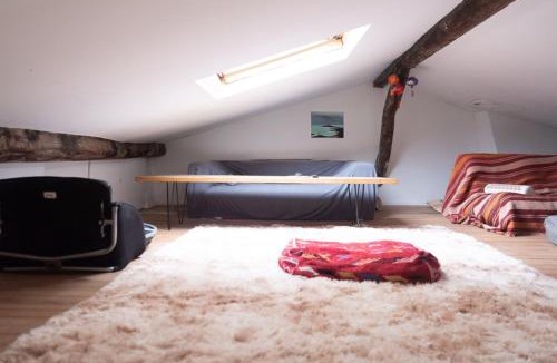 Saint-Vincent-de-Paul Apartment | Charming studio for two in the 10th