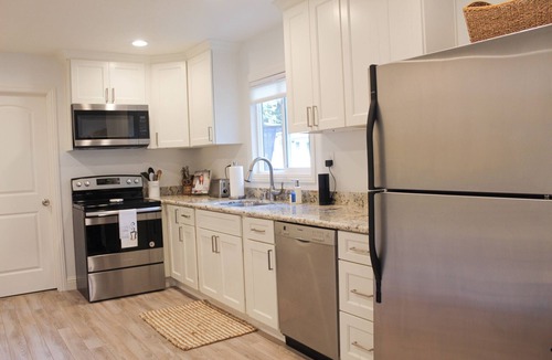 Alamo House | Charming Studio Guest House