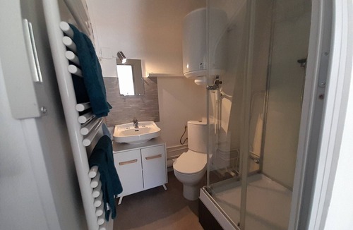 Bois-le-Roi Apartment | Charming studio in Bois-le-Roi with private parking