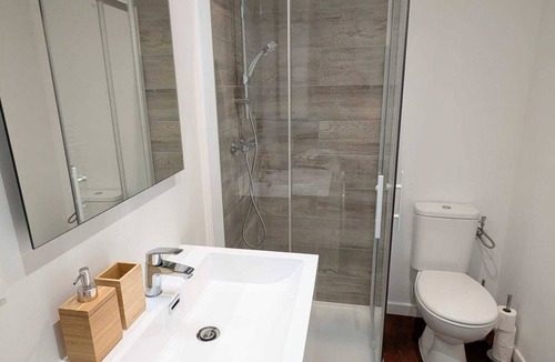 Chateauroux Apartment | Charming Studio in Châteauroux - Cozy Stay with Free Parking & Modern Comforts
