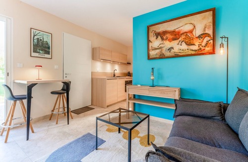 Fontareches Cottage | Charming Studio in Fontarèches (Gard) with Shared Pool, Wi-Fi & Air Conditioning