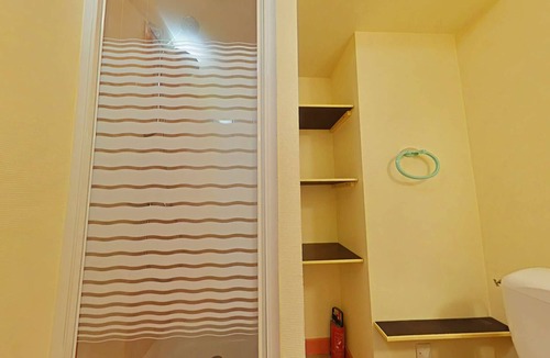 La Rochelle City Centre Apartment | Charming Studio in La Rochelle Center with Private Parking