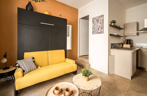 Centre Historique Apartment | Charming studio in Narbonne