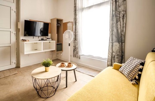 Centre Historique Apartment | Charming studio in Narbonne