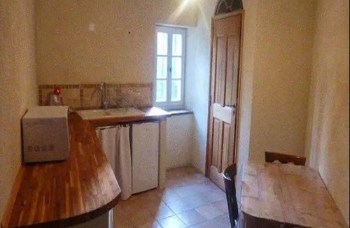 Sauzet Apartment | Charming studio in old farmhouse, private parking, swimming pool.