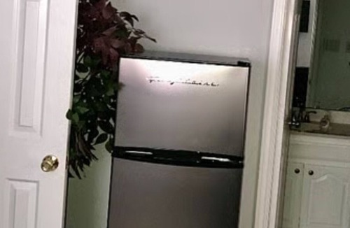 Plano Apartment | Charming studio in peaceful Plano with AC