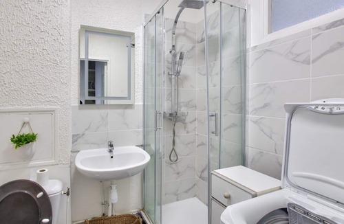 Malakoff Apartment | Charming studio in the heart of Montrouge