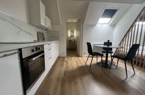 Downtown Angers Apartment | Charming studio in the heart of Angers – 2 guests