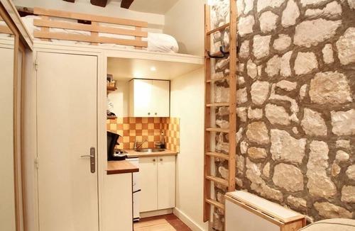 Quartier Sainte-Avoye Apartment | Charming studio near Beaubourg