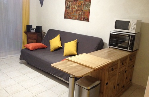 Aix-les-Bains Apartment | Charming studio with private garden and parking. Bikes available.