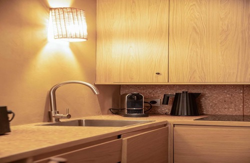 Old Town Apartment | Charming Studio with A/C - 2P - Center St Tropez