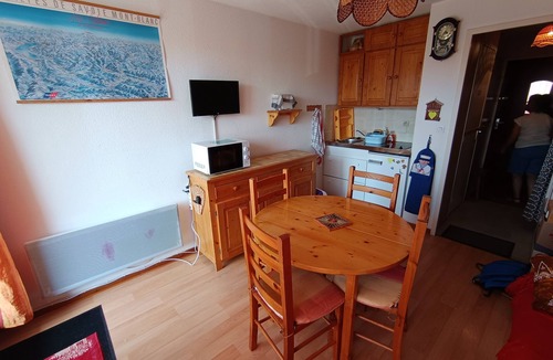 Cohennoz Apartment | Charming studio with breathtaking view of the Aravis mountain range