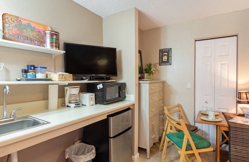 Kalama Tract Apartment | Charming Studio with King Bed & Private Bath - AC and Steps from the Beach!