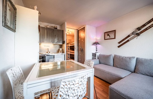 Bogeve Apartment | Charming Studio with Mountain View and Balcony